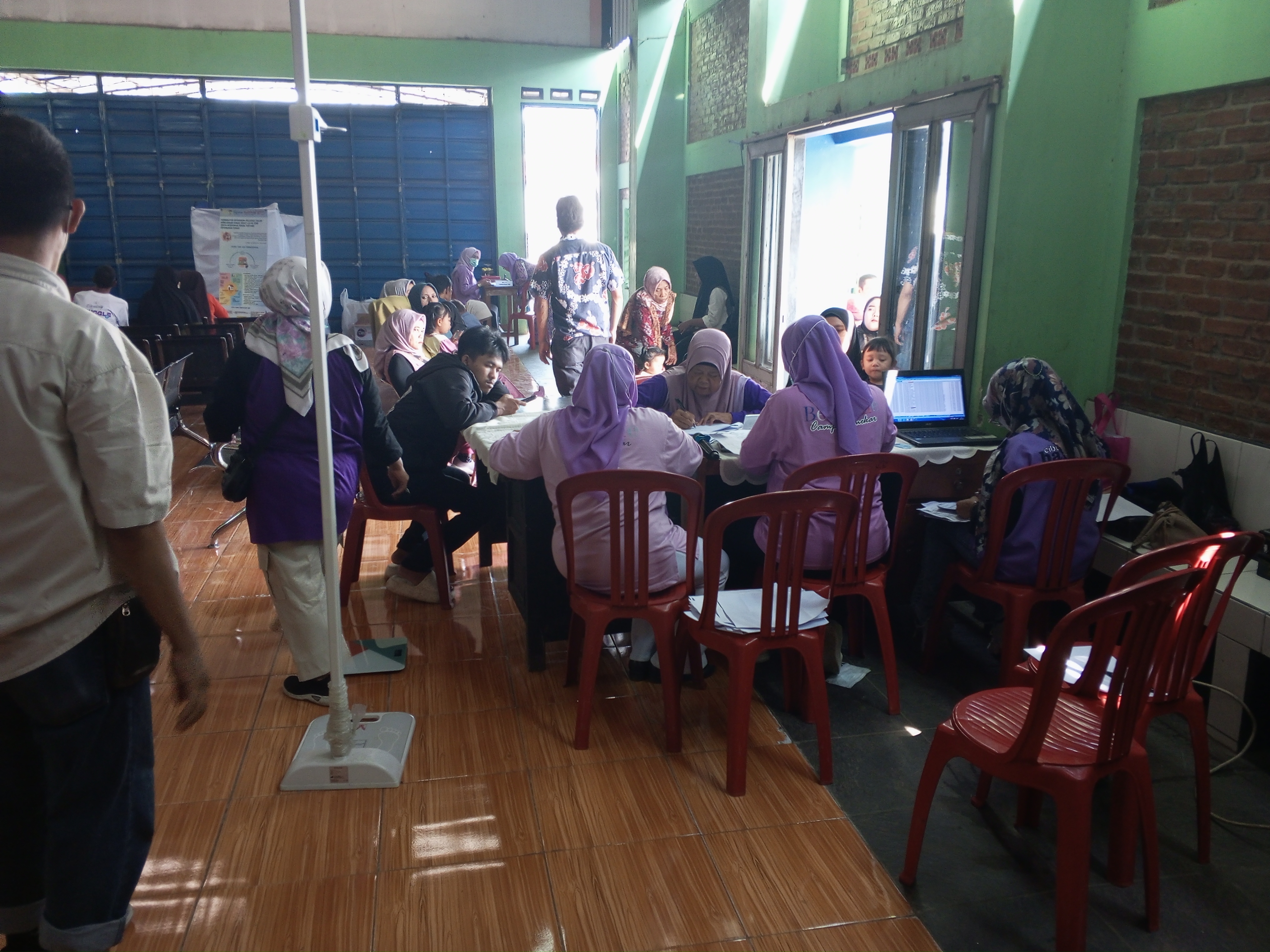 Pemerintahan Desa Cempakamekar Gelar Cek Kesehatan