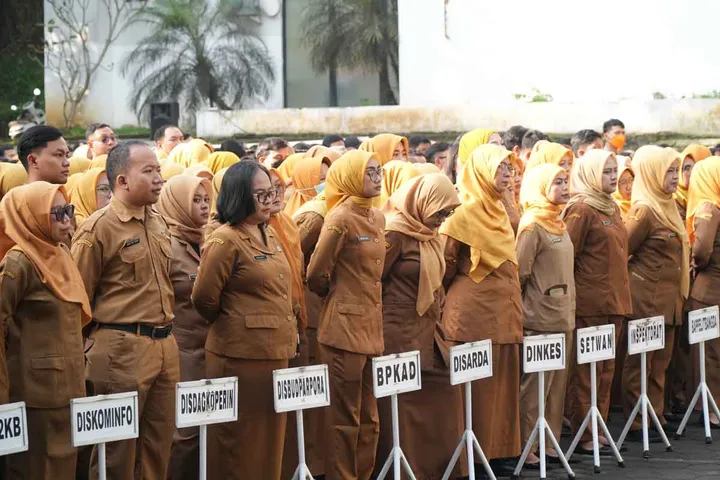 Resmi! ASN Pemkot Cimahi Berlakukan WFA Tiap Jumat: Solusi Macet atau Tantangan Pelayanan?