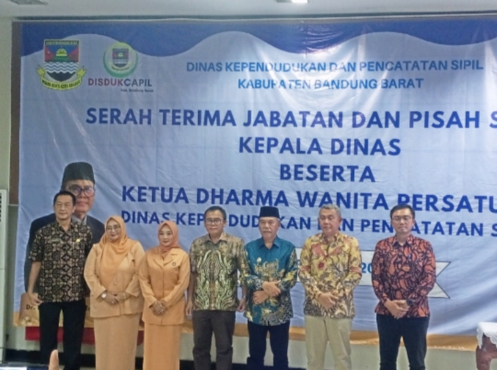 Official Handover Ceremony Marks New Leadership at Disdukcapil