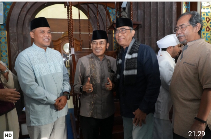 "Gerakan Nasional Kurangi Sampah Kurban, Pemkot Cimahi Dorong Penggunaan Besek Bambu dan Wadah Ramah Lingkungan
