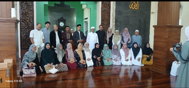 Semangat Idul Adha 1447 H,DKM Al Muhajirin Melong Salurkan Daging Kurban untuk 858 Mustahiq di Cimahi Selatan