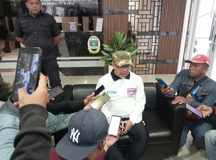 Menjelang HUT Ke - 19 Kabupaten Bandung barat, DPRD Mengadakan Turnamen Cup Volleyball Series II Tahun 2026 Resmi di buka