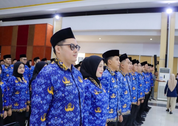 Lantik 127 PNS Baru, Walikota Cimahi Tekankan Integritas dan Pengabdian Untuk Kepentingan Publik